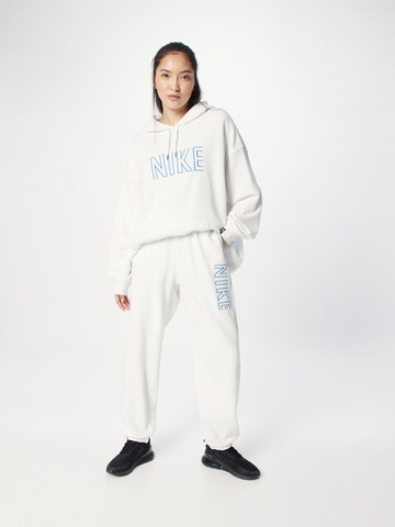 Nike Sportswear Regularen Hlače | bela barva