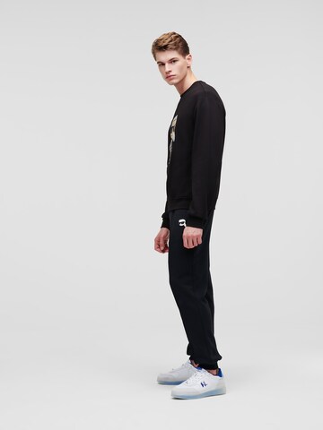 Karl Lagerfeld Tréning póló 'Ikonik' - fekete
