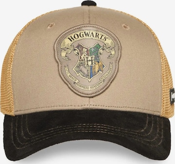 Capslab Czapka z daszkiem 'Gorra capslab beige hogwarts hp3 hog trucker cap' w kolorze beżowy: przód