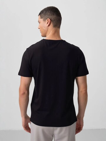 Tommy Life T-Shirts in Schwarz