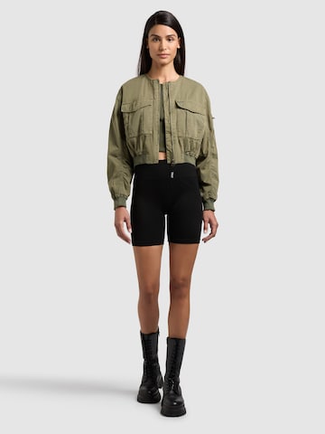 Veste mi-saison 'Romy' khujo en vert