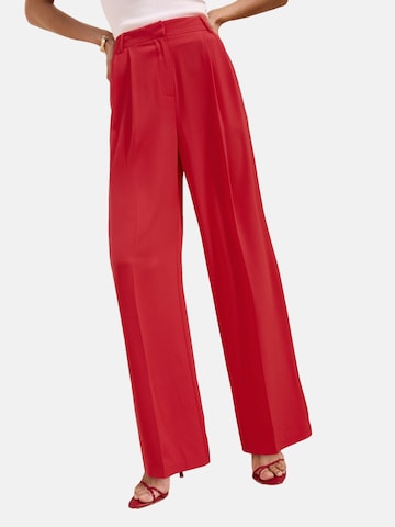 Friends Like These Hose in Rot: Vorderseite