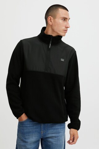 11 Project Fleece Jacket 'Delmer' in Black: front