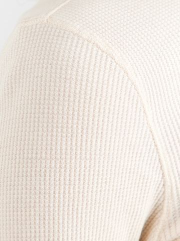 GAP Тениска в бежово