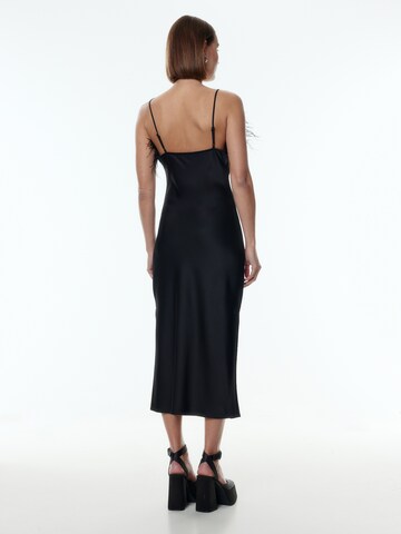 EDITED Večerna obleka 'Ariane' | črna barva