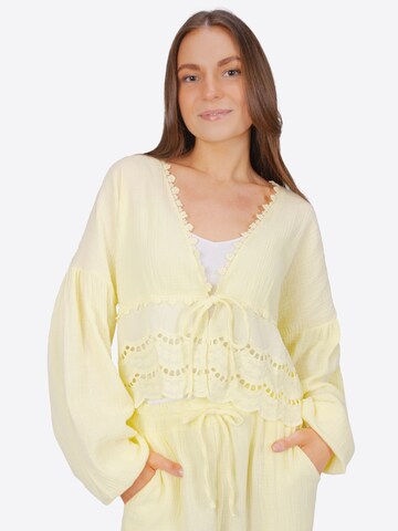Seasons of April Blouse 'Laura' in Geel: voorkant