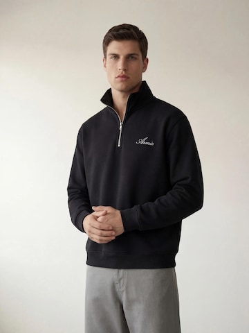 ARMIE Mikina 'The Charlie Half-Zip Sweatshirt' – černá