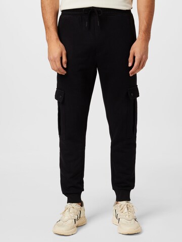BOSS Tapered Cargo Pants 'Seteam' in Black: front
