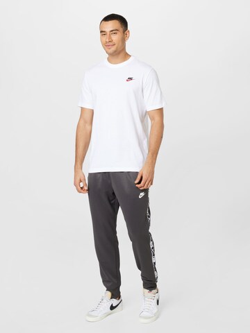 Nike Sportswear Regular fit Majica 'Club' | bela barva