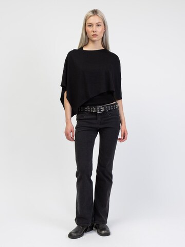 BROKE + SCHÖN Cape in Black