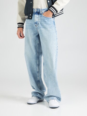Calvin Klein Jeans Loose fit Jeans '90's' in Blue: front