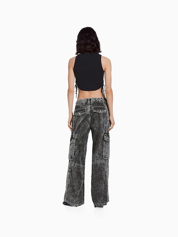 Bershka Wide leg Cargo Jeans in Black