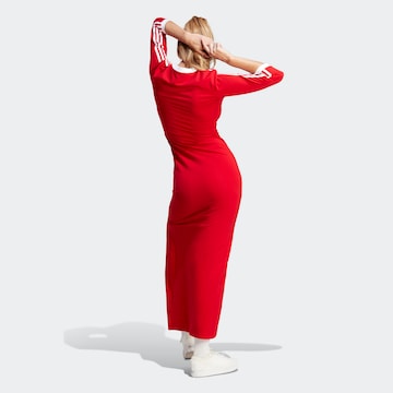 ADIDAS ORIGINALS Šaty 'Adicolor Classics' – červená