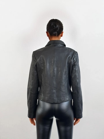 Veste mi-saison ' Pina ' trueprodigy en noir