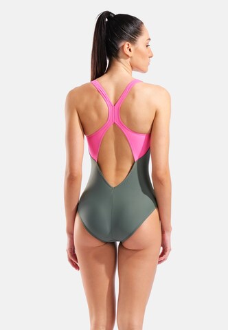 ARENA Бюстие Бански костюм 'Scratchy V Back' в зелено