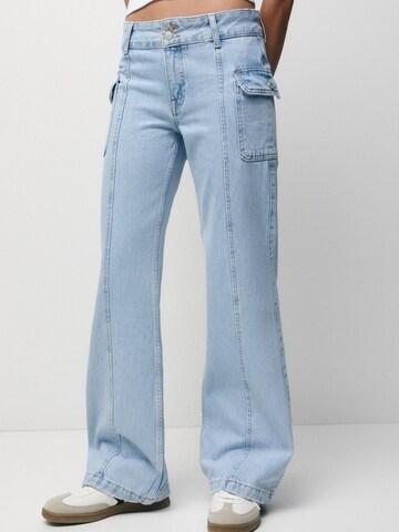 Pull&Bear Flared Jeans in Blauw