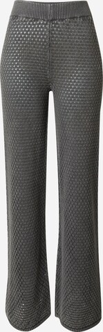 OUT OF ORBIT Loosefit Broek 'Gina' in Grijs: voorkant