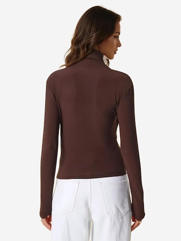 Hiccup Shirt in Braun