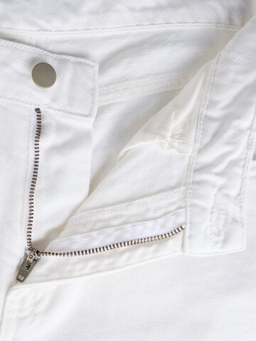 TWO SOON Baggy Jeans 'Barrel' i hvid