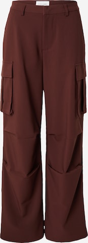 ABOUT YOU x Toni Garrn Loose fit Cargo Pants 'Dakota' in Red: front