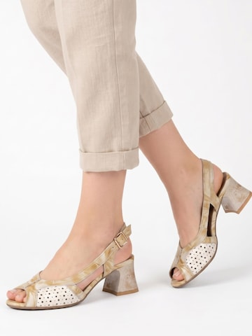 Maciejka Sandal '06825-07/00-1' in Grey