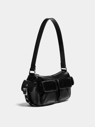 Pull&Bear Shoulder bag in Black: front