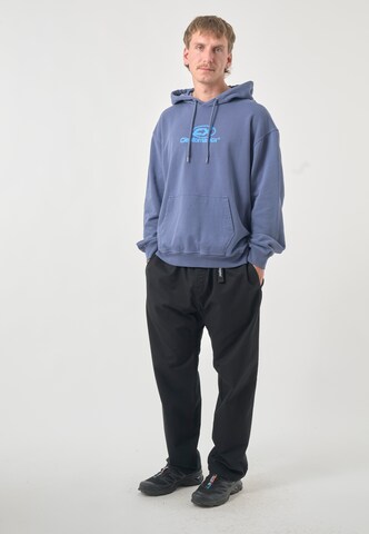 Cleptomanicx Sweatshirt 'Classic Hooded Delivering' in Blau