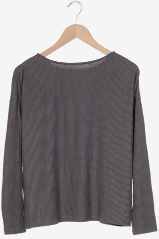 DKNY Sweater & Cardigan in L in Grey