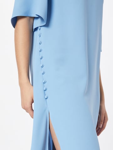 Robe Warehouse en bleu