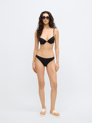 Calvin Klein Swimwear Push-up Horní díl plavek – černá