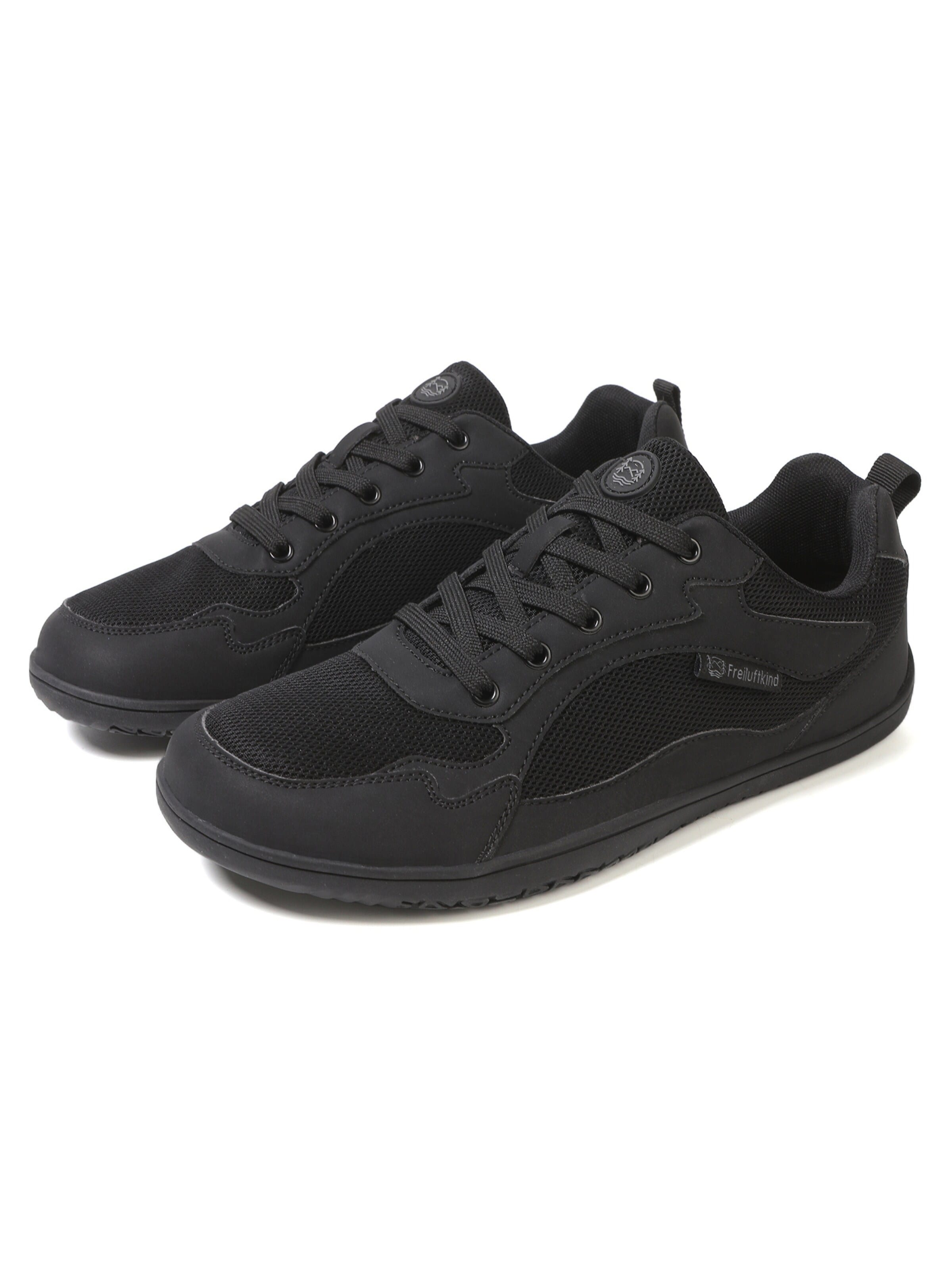 Freiluftkind Athletic Lace-Up Shoes 'Everest' in Black: front