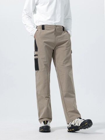 Youthup Regular Cargo Pants in Green