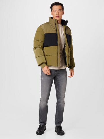 Calvin Klein Jeans - Chaqueta de entretiempo en verde