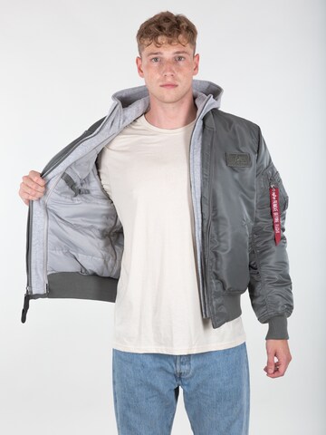 ALPHA INDUSTRIES Overgangsjakke 'MA-1 D-Tec' i grønn