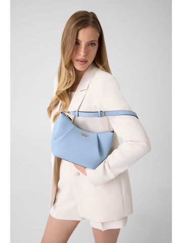 GUESS Schultertasche 'Amorette' in Blau: Vorderseite