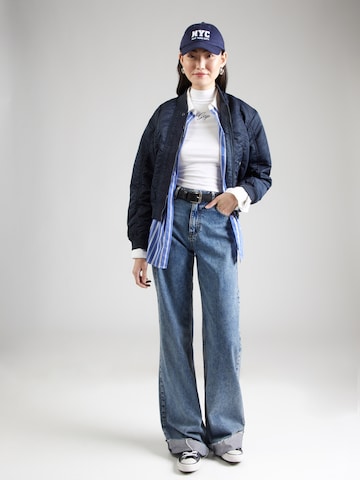 GAP Тениска в бяло