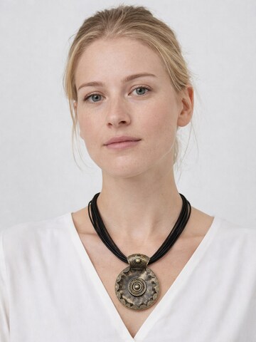 COLLEZIONE ALESSANDRO Necklace 'Ciondolo' in Black