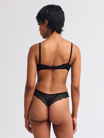 Erlich Textil - Tanga em preto