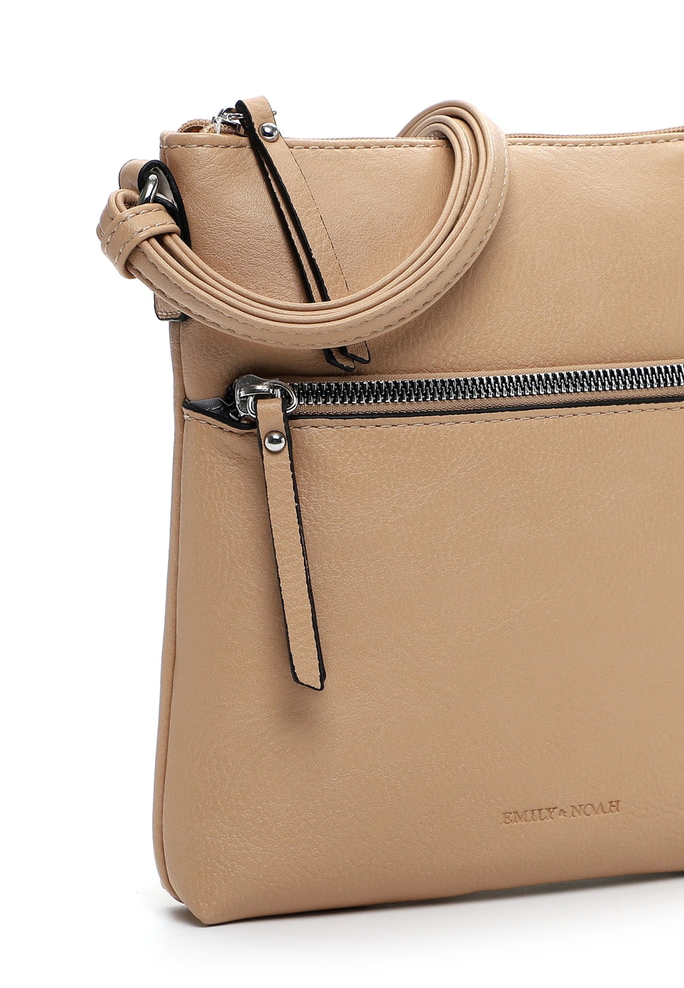 Emily & Noah Schoudertas 'Emma' in Beige