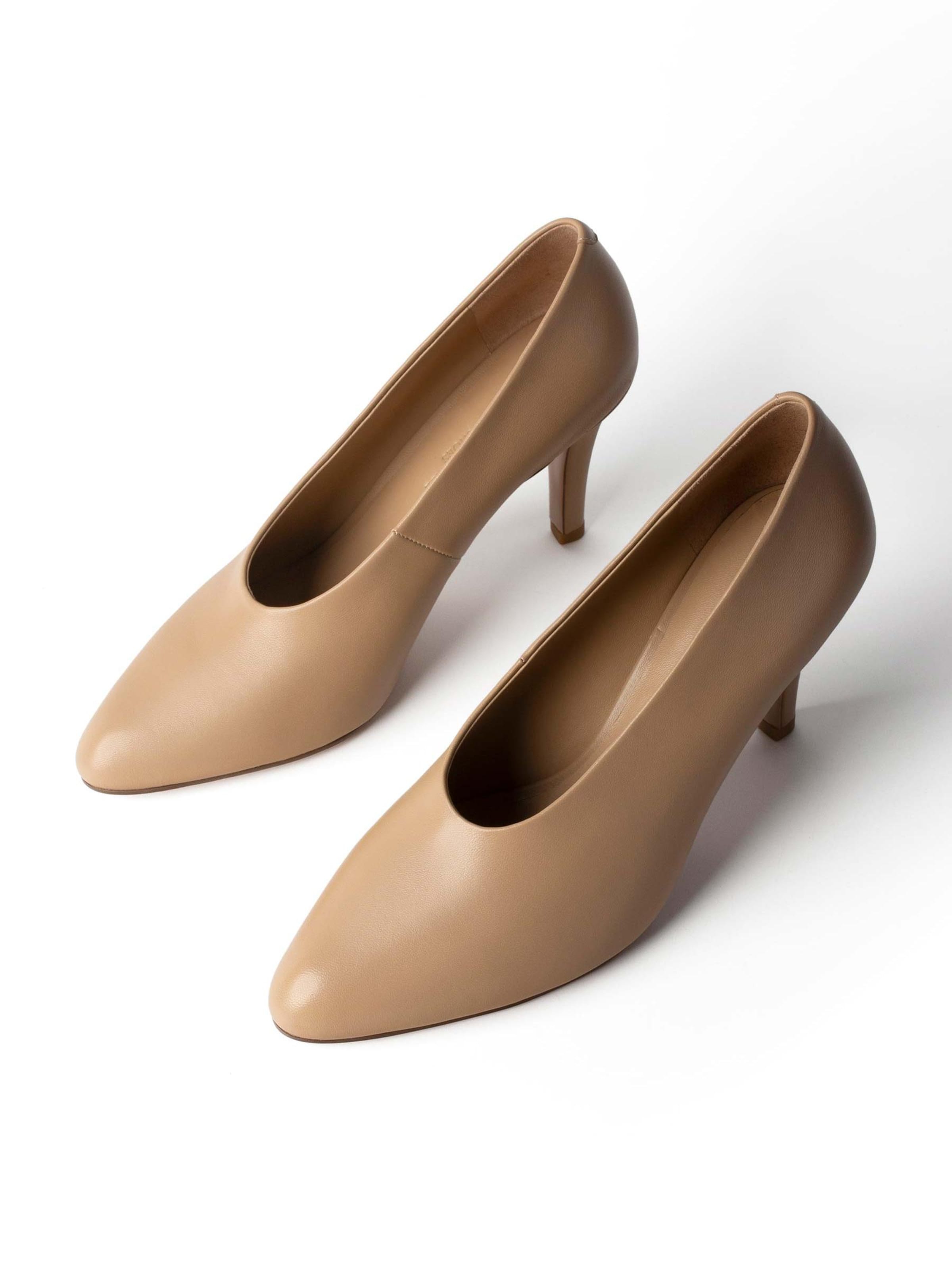 L37 HANDMADE SHOES - Sapatos de salto 'CAPRI BREEZE' em bege