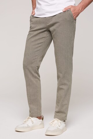 CAMP DAVID Regular Pants in Brown: front