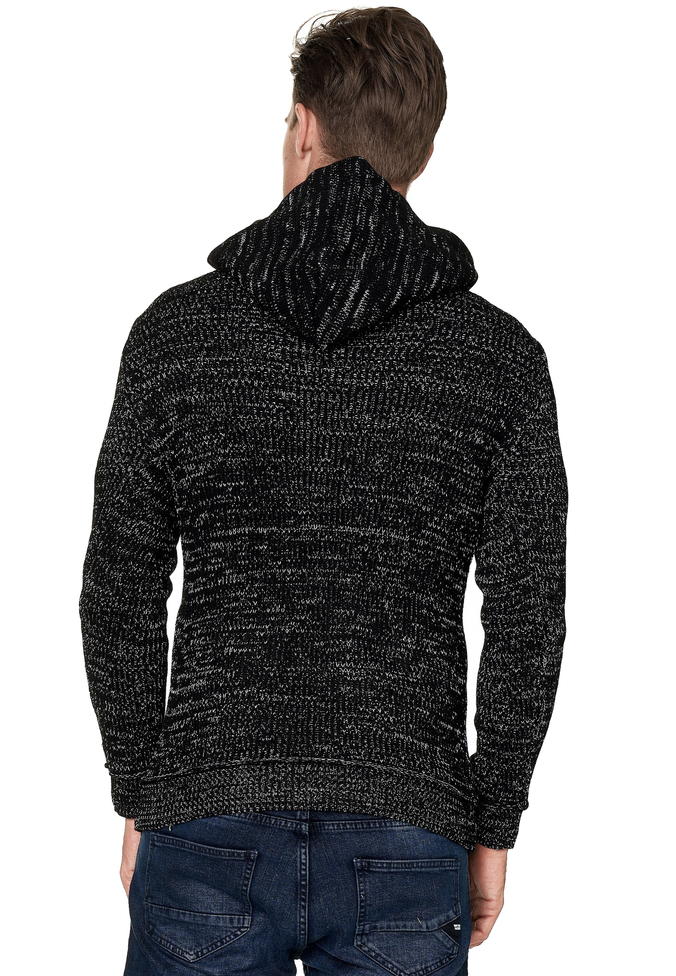 Rusty Neal Pullover in Schwarz