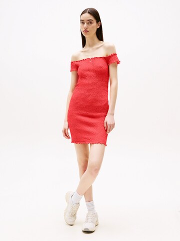 Tommy Jeans Kleid in Rot: Vorderseite