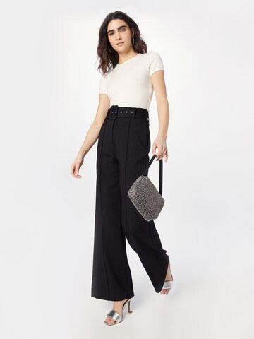 Wide leg Pantaloni cu dungă 'DARYL' de la GUESS pe negru