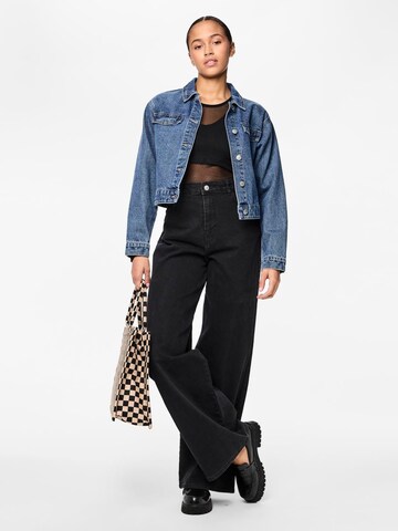 Wide Leg Jean 'SELMA' PIECES en noir