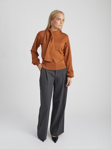 minus - Top 'Rochelle' en marrón
