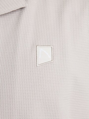CHASIN' Regular fit Button Up Shirt 'Doby Structure' in Beige