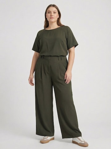 Guido Maria Kretschmer Curvy Loosefit Laskoshousut 'Finja' värissä vihreä