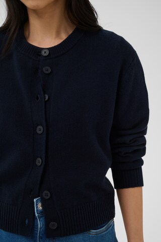 Cardigan Part Two en bleu