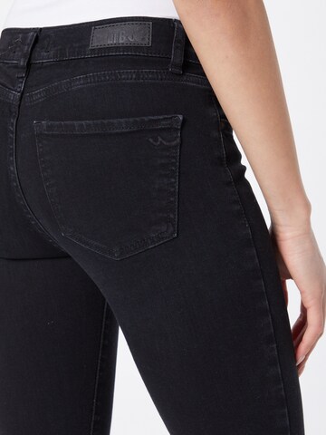 LTB Slimfit Jeans 'Lonia' in Schwarz